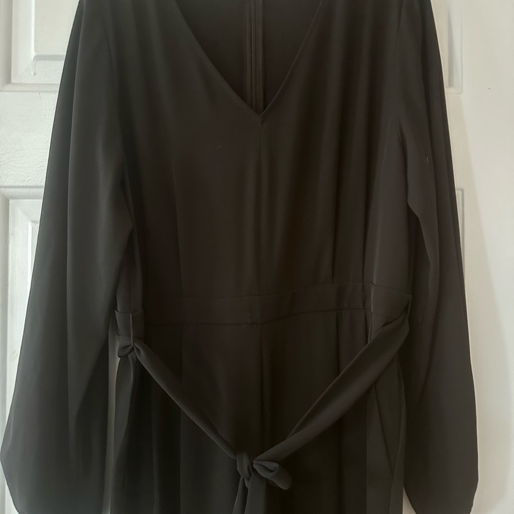 LOFT Black Long-Sleeve V-Neck Jumpsuit with Tie Waist. Size 12. - Picture 8 of 16